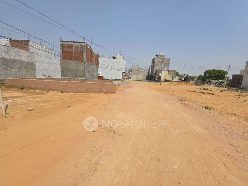 Plot For Sale  In Bhondsi