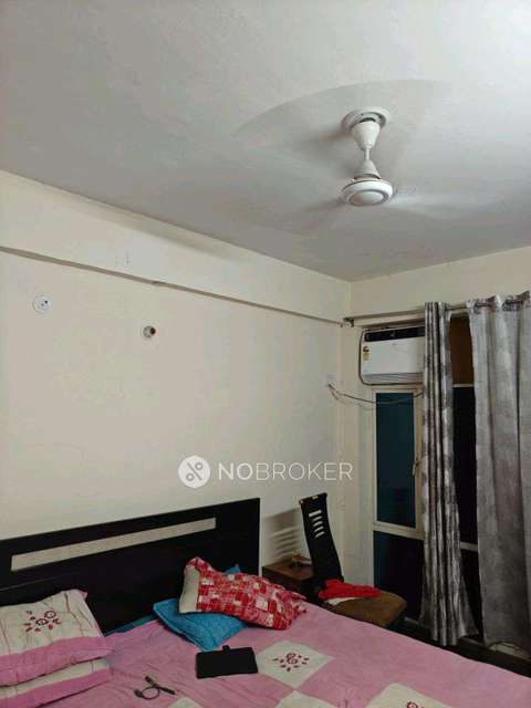 1 BHK Flat In Km Resedency Raj Nagar Extension  for Rent  In K. M. Residency