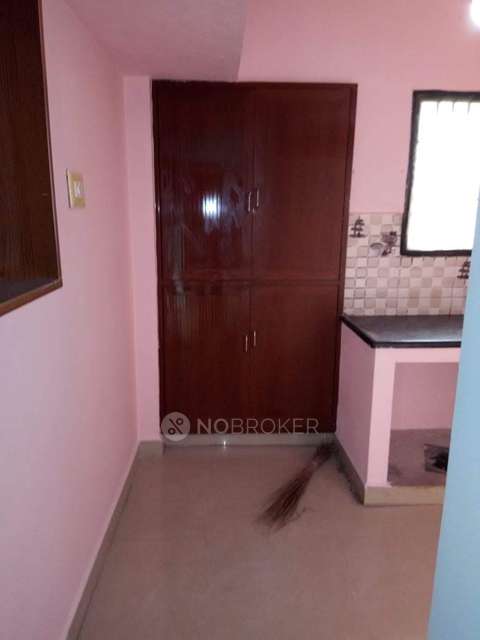 2 BHK Flat In Not Disclosed For Sale  In New Perungalathur
