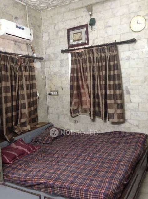 PG for Girls in Lamington Road, Lamington Road