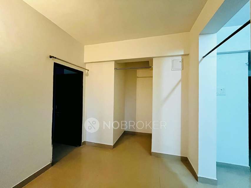 2 BHK Flat In Tulsi Aangan Society for Rent  In Tulsi Aangan Society
