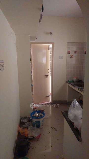 Shared Room for Male In 3 BHK  In Shanmuga Flats
