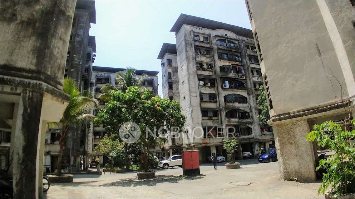 Shared Room for Female In 1 RK  In Shree Ganesh Society In Powai