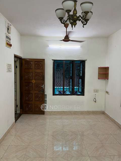 2 BHK Flat In Kadambari Apartments, Chrompet  For Sale  In Chromepet