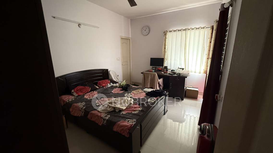Single Room for Male In 2 BHK  In Kaikondrahalli