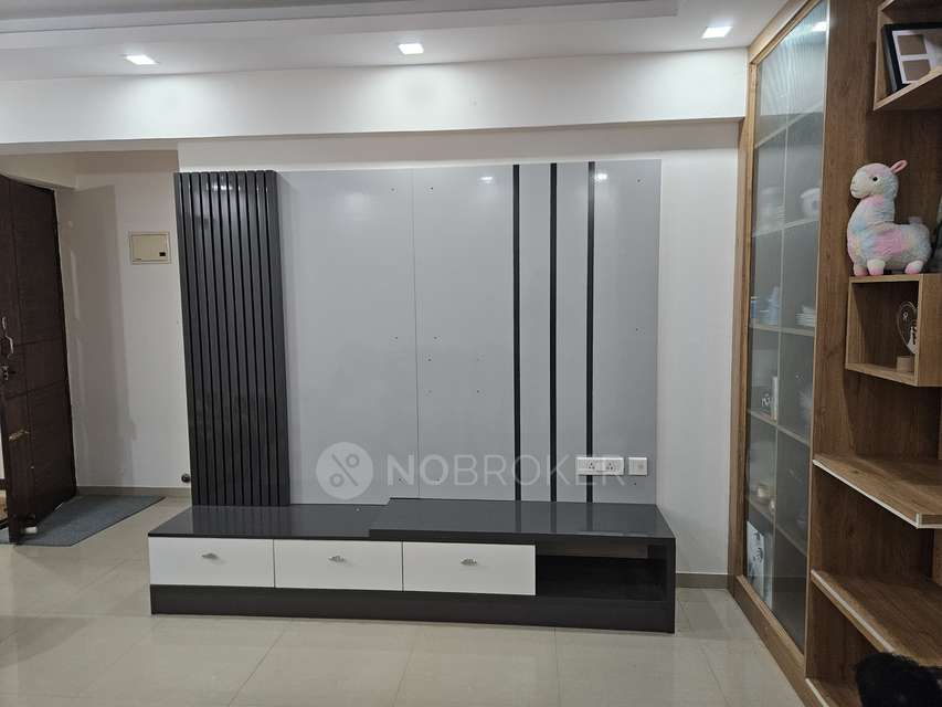 2 BHK Flat In Sv Yashas Apartment For Sale  In Sv Yashas Apartment