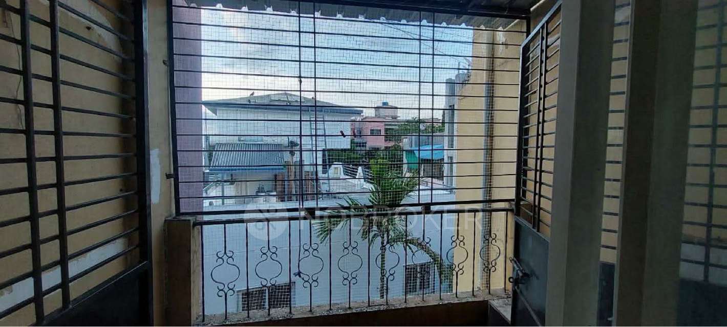 Shared Room for Female In 2 BHK  In Ashiyana Angan In Tingre Nagar