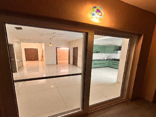 2 BHK Flat In Dsr Highland Greenz for Rent  In Sarjapura