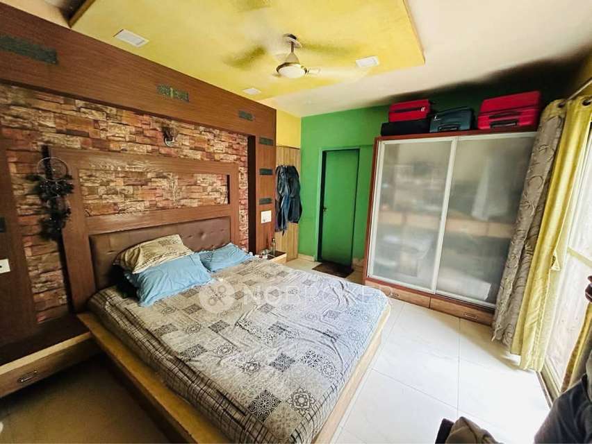 Shared Room for Male In 3 BHK  In Apartment In Wakad, Kalat Nagar