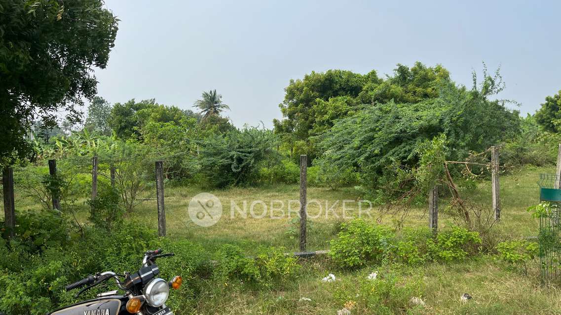 Plot For Sale  In Melakondaiyur
