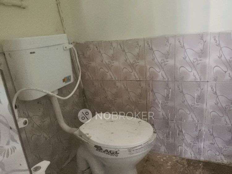 1 RK House for Rent  In Mitra Mandal Chowk