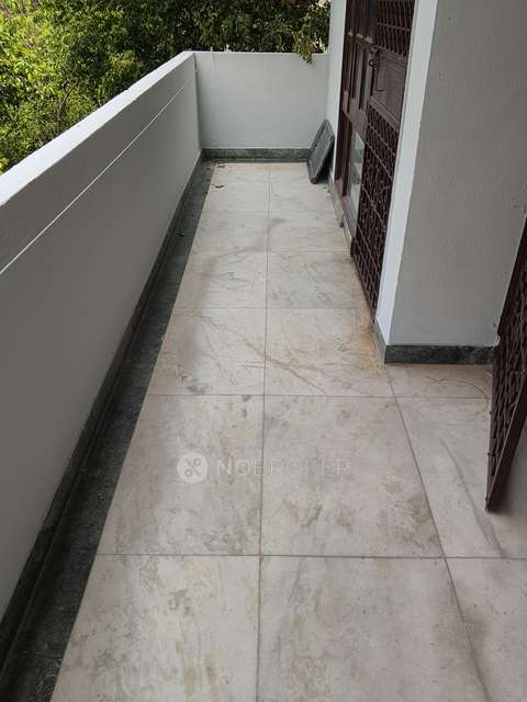 2 BHK Flat In Uppal Southend for Rent  In Sector 49