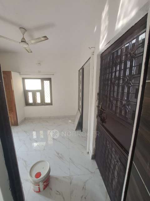 2 BHK Flat In Pocket 12, Jasola for Rent  In Jasola