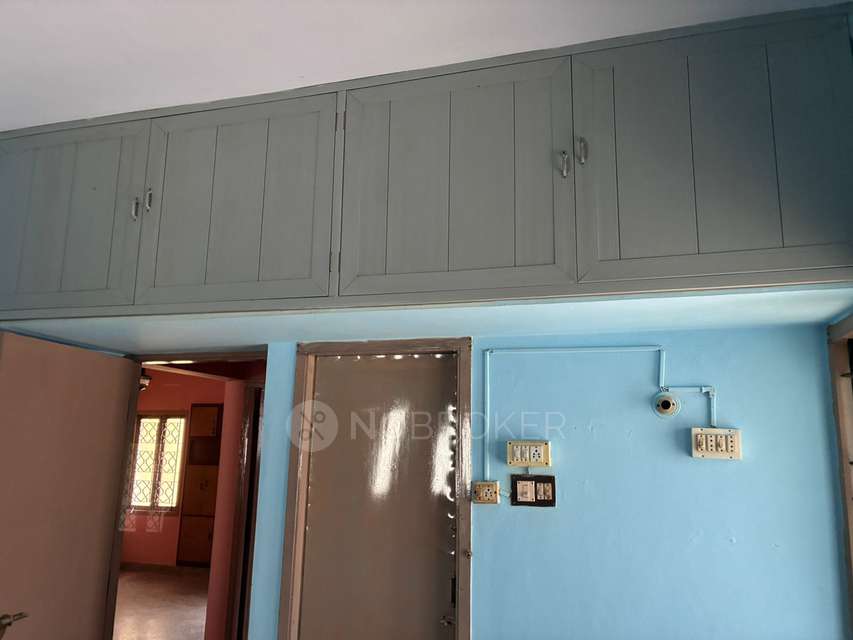 2 BHK Flat In Navaneeth Apartment For Sale  In Venkatrathnam Nagar Extension First Street