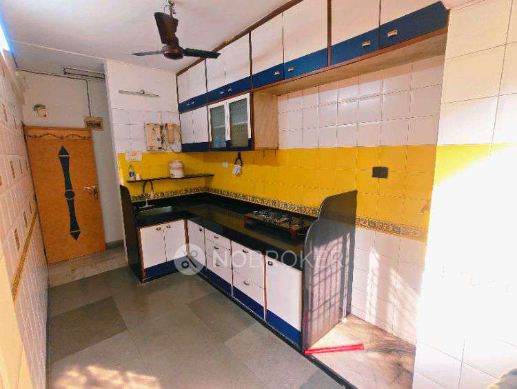 2 BHK Flat In Shreenath Plaza  For Sale  In Shreenath Plaza, 5xc5+h45, Lokmanya Tilak Rd, Hanuman Chowk, Mulund East, Mumbai, Maharashtra 400081, India