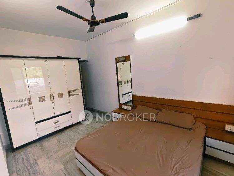 2 BHK Flat In Shreenath Plaza  For Sale  In Shreenath Plaza, 5xc5+h45, Lokmanya Tilak Rd, Hanuman Chowk, Mulund East, Mumbai, Maharashtra 400081, India