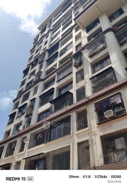 2 BHK Flat In Raheja Solitaire for Rent In Goregaon West