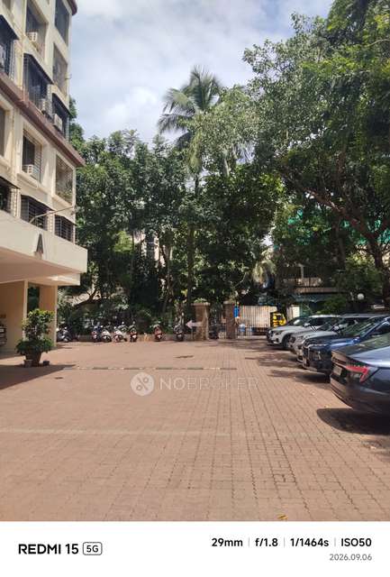 2 BHK Flat In Raheja Solitaire for Rent In Goregaon West