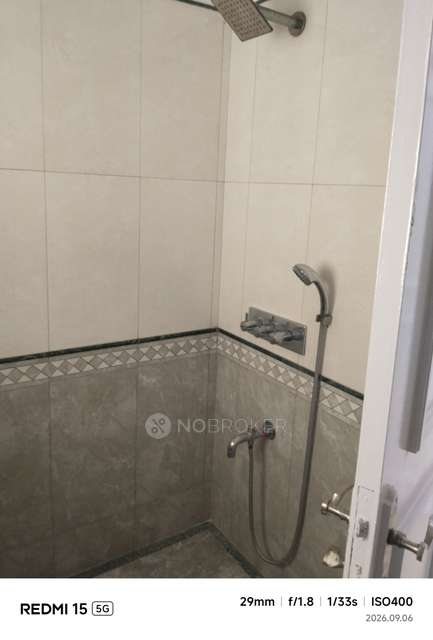 2 BHK Flat In Raheja Solitaire for Rent In Goregaon West