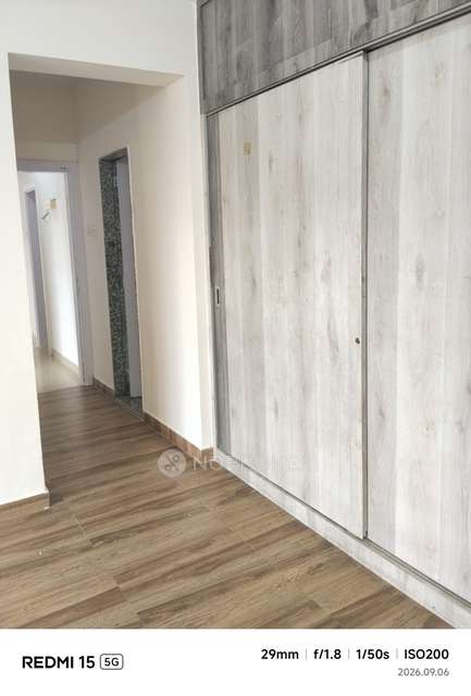 2 BHK Flat In Raheja Solitaire for Rent In Goregaon West