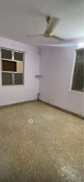 1 BHK Flat In Rameshwar Chsl  for Rent  In Kandivali West