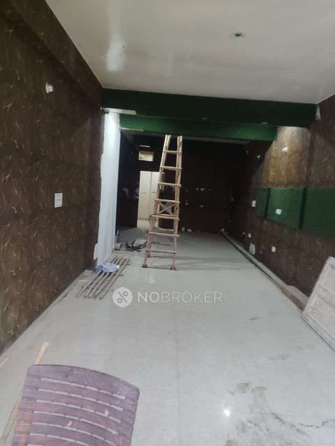 Shop in Indirapuram, Ghaziabad for Rent 