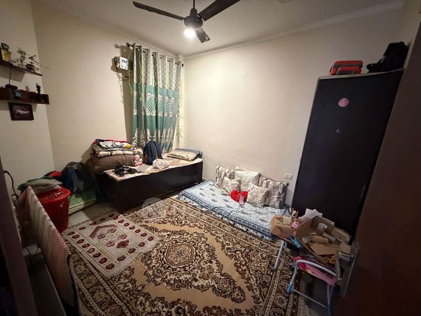 2 BHK Flat In Hari Nagar Extension, Janakpuri  For Sale  In Janakpuri