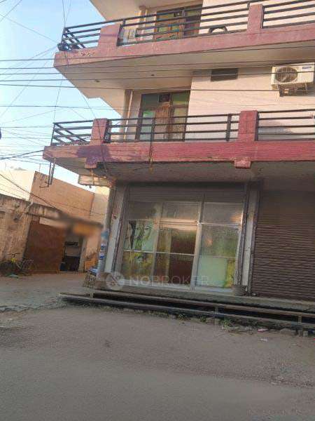 1 RK House for Rent  In Sector 14