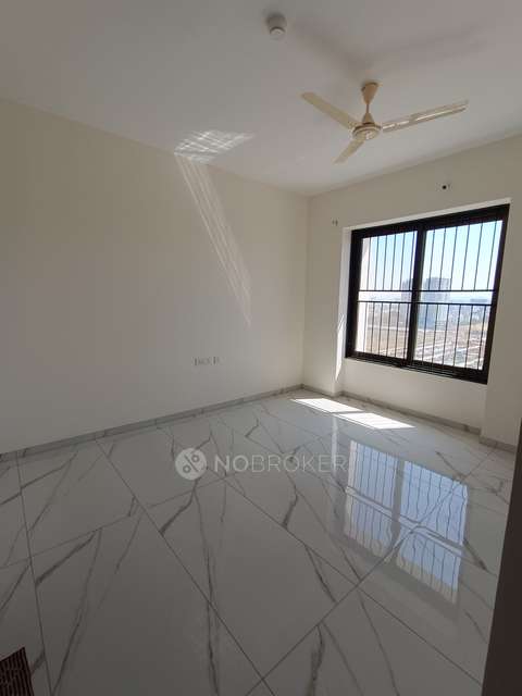 2 BHK Flat In Kohinoor Sapphire 3, Tathawade for Rent  In Tathawade