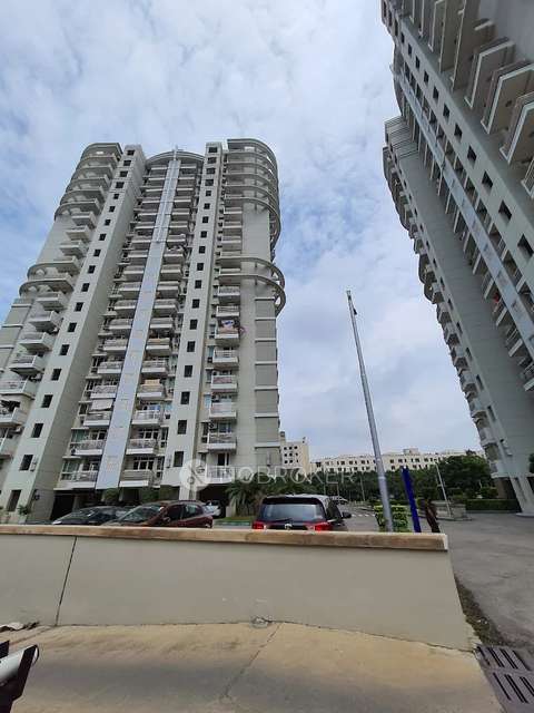 4 BHK Flat In I Con Sec43  for Rent  In Sector 43