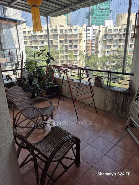 Shared Room for Female In 2 BHK  In Prakriti Society In Baner