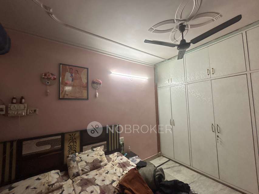 2 BHK Flat For Sale In Deva Ram Park,tri Nagar ,
