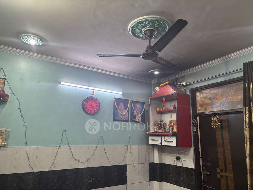 2 BHK Flat For Sale In Deva Ram Park,tri Nagar ,