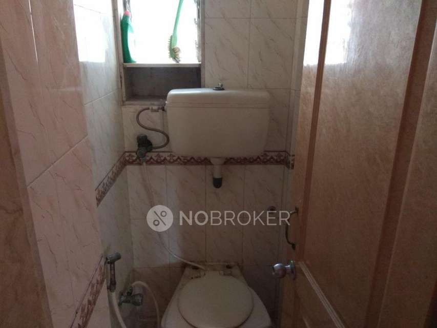 2 BHK Flat In Deep Sadan Co-operative Housing Society For Sale  In Malad West