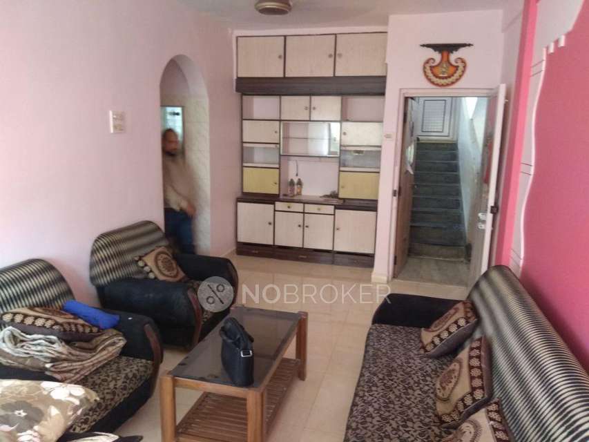 2 BHK Flat In Deep Sadan Co-operative Housing Society For Sale  In Malad West