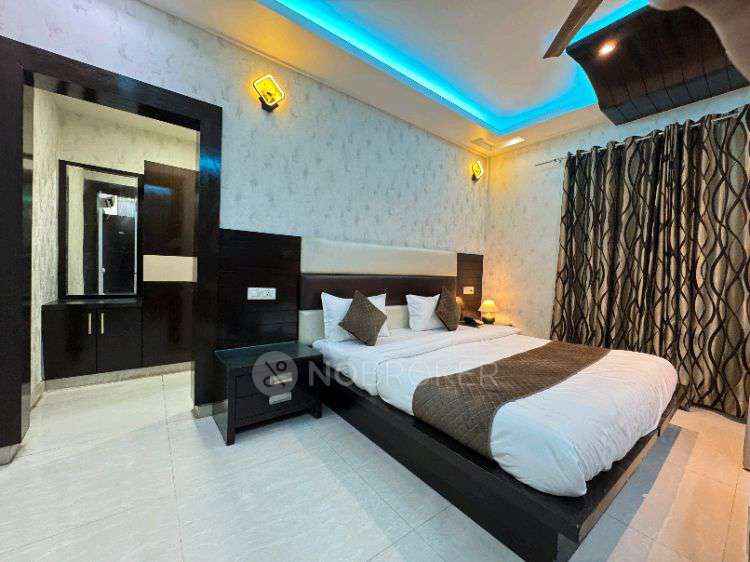 PG for Girls in Sector 45