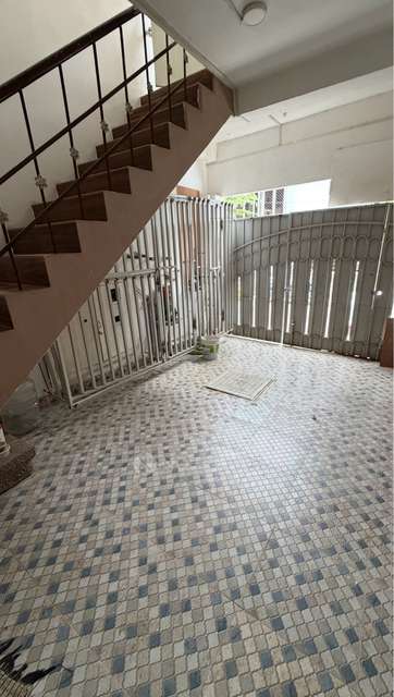 PG for Girls in Koyambedu