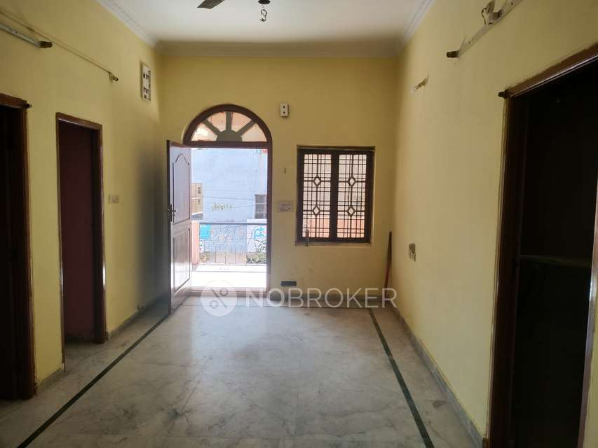 2 BHK Flat In Saraswati Nilayam for Rent  In Balkampet 