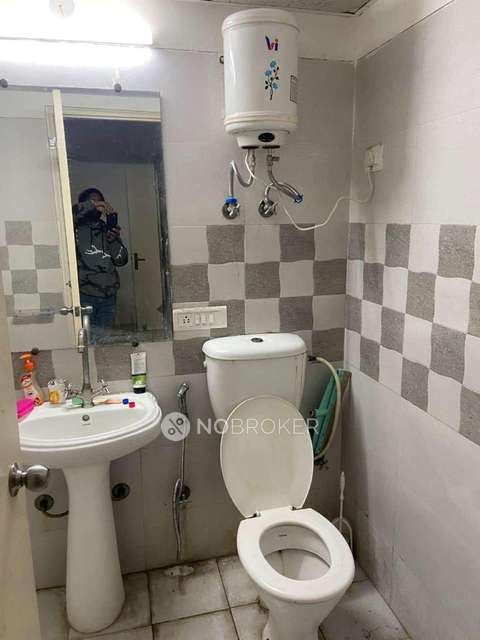 3 BHK Flat In 14th Avenue For Sale  In Gaur City 2