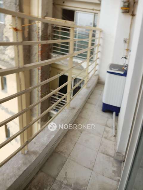 2 BHK Flat In Paras Tierea For Sale  In Sector 137