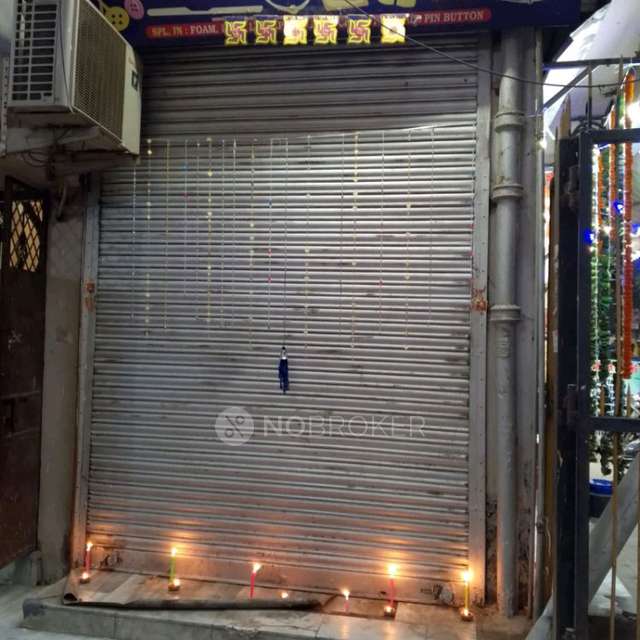 Shop in Dev Nagar, Karol Bagh, Delhi for sale 