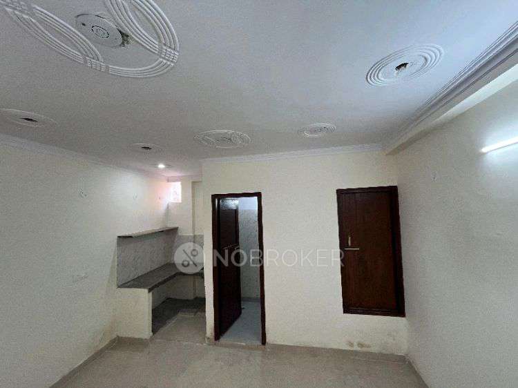 1 RK House for Rent  In  Madanpur Khadar