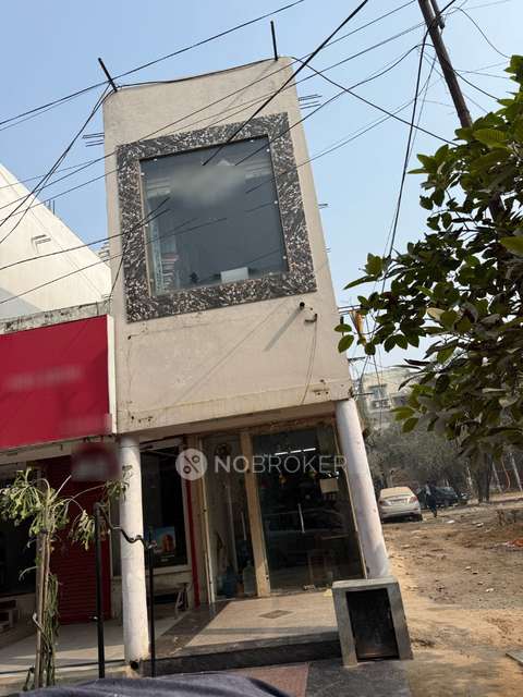 Shop in Sector 4, Gurgaon for Rent 