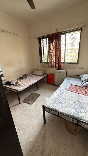 Shared Room for Female In 2 BHK  In Grevillia In Grevillea