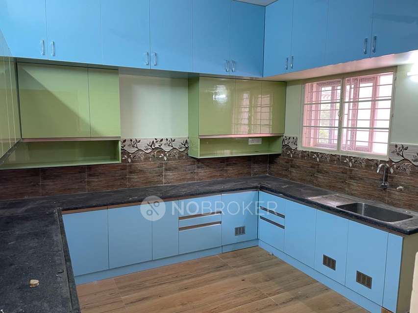 2 BHK Flat In Traventure Homes Have, Saligramam For Sale  In Saligramam