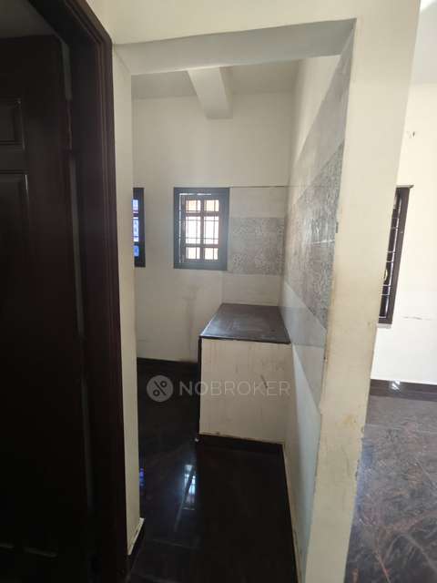 1 BHK Flat In Srilakshmi Kalpataaru for Rent  In Pallikaranai