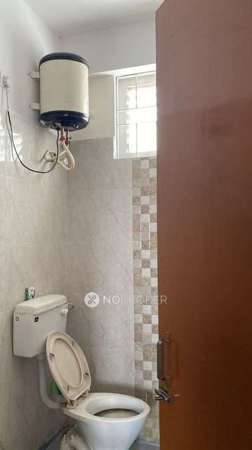 2 BHK Flat In Standalone Apartment For Sale  In Om Nagar