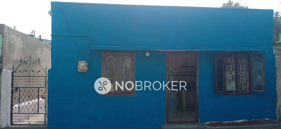 2 BHK Flat In Standaolne  Building for Rent  In Gandhinagar Colony