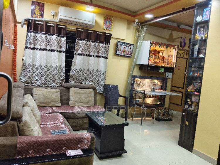2 BHK Flat In Shapoorji Sarova for Rent  In Kandivali East