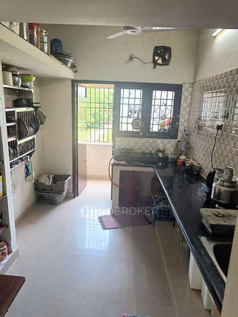 2 BHK Flat In Senpaga Poo For Sale  In City Park